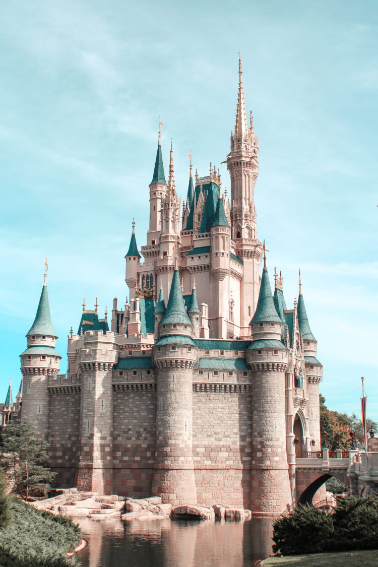 15 Brilliant Ways to Save Money at Disney World